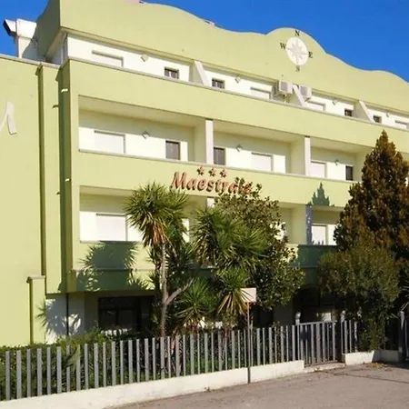 Hotel Maestrale 3*