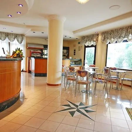 Maestrale 3* San Benedetto del Tronto