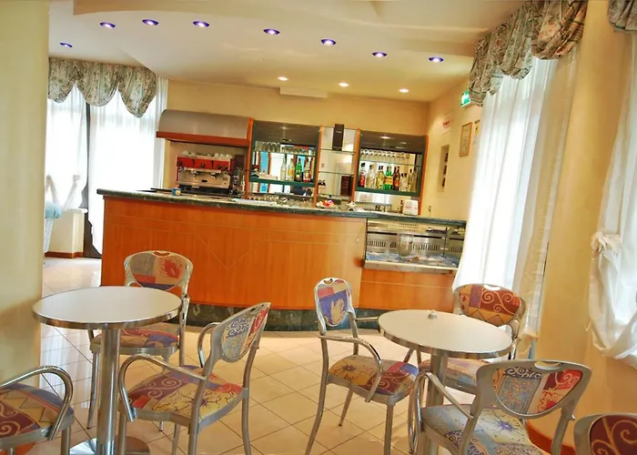 Maestrale Hotell 3*